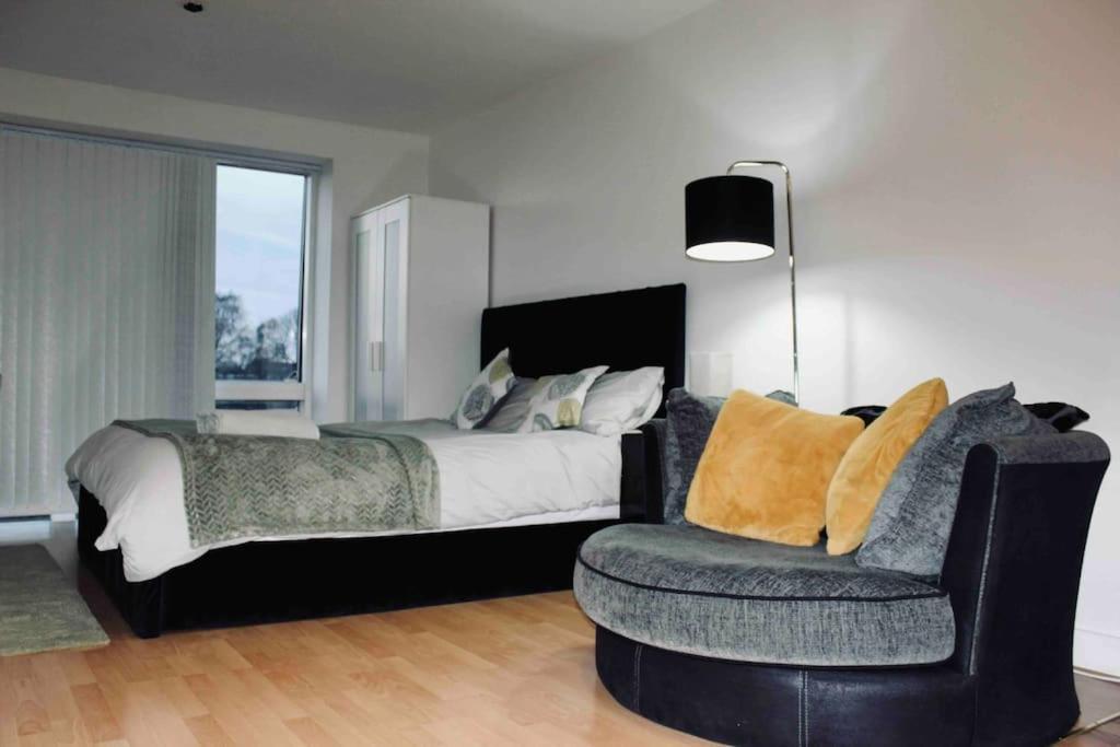 Modern City Central Studio Apt برمنغهام المظهر الخارجي الصورة
